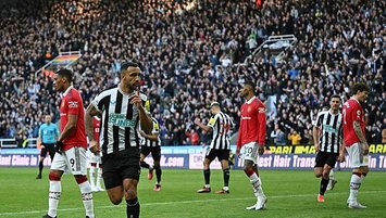 Newcastle Man. United'ı devirdi!