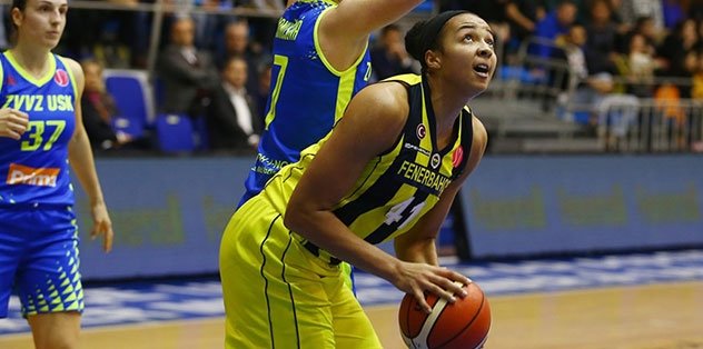 Fenerbahçe'de Kiah Stokes'un sözleşmesi uzatıldı