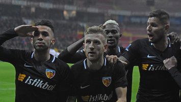 Kayserispor - Göztepe maçından dikkat çeken kareler