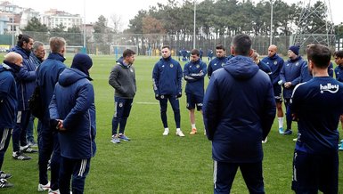 Son dakika spor haberleri: Fenerbahçe Denizlispor maçının hazırlıklarını 3 eksikle sürdürdü