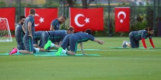 Hollanda ve Letonya hazırlıkları sürdü