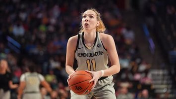 Kraliçeler’e Sırp forvet