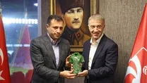 Maç öncesi dostluk yemeği