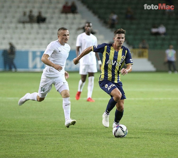 FENERBAHÇE HABERLERİ: Vitor Pereira'dan flaş karar! Yıldız isim Trabzonspor derbisinde kulübede