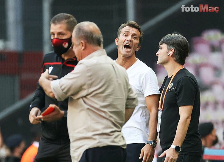 Son dakika spor haberi: Galatasaray-Alanyaspor maçı sonrası Muslera Serkan Kırıntılı'nın üzerine yürüdü