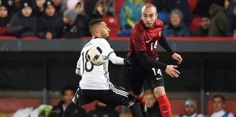 10 kişi kalan gençlerimiz direnemedi!