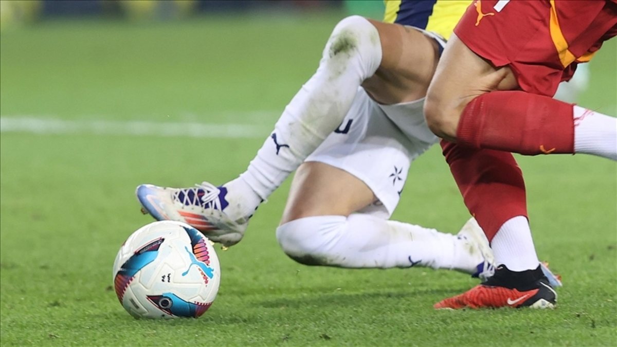 Fenerbahçe ve Galatasaray dünya devlerini solladı! İşte o detay... Fenerbahçe ve Galatasaray dünya devlerini solladı! İşte o detay...