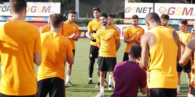 Galatasaray'ın Emre Akbaba paylaşımında Fenerbahçe'ye gönderme