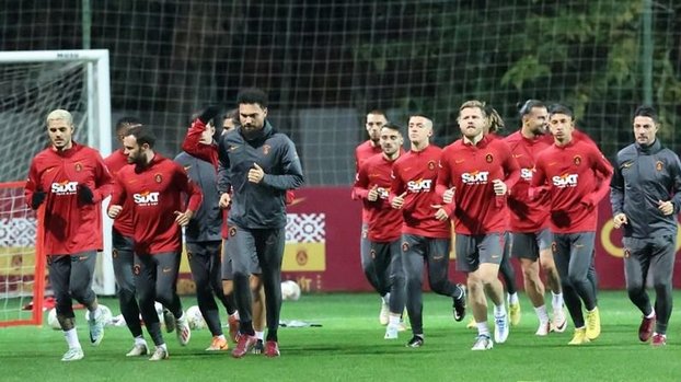Galatasaray'a Sergio Oliveira'dan kötü haber! İdmanı yarıda bıraktı
