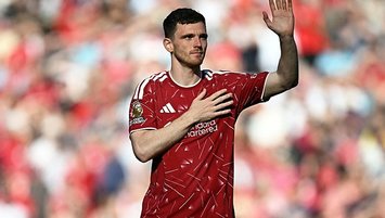 Robertson Tottenham’ı seçti