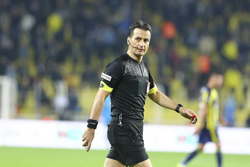 TFF hakem Suat Arslanboğa'nın sözleşmesini feshetti - 2