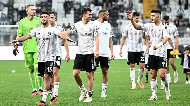 Kartal geri döndü