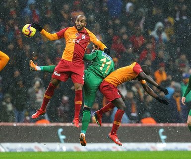 Galatasaray’dan Luyindama için Standard Liege’e teklif!