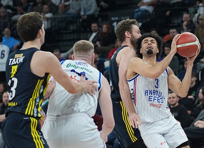 thy-euroleague-anadolu-efes-baskonia-maci-ne-zaman-saat-kacta-hangi-kanalda-1742970819195.jpeg