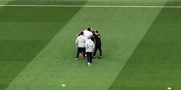 Kadıköy'de tartışma depremi! Volkan Demirel ve Hasan Şaş...
