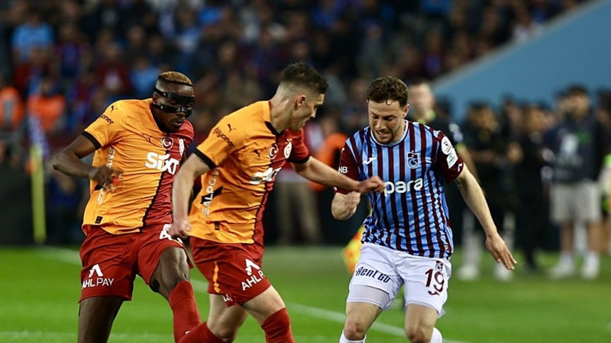Trabzonspor 0-2 Galatasaray (MAÇ SONUCU - ÖZET) Cimbom şampiyonluğa bir adım daha yaklaştı! Trabzonspor 0-2 Galatasaray (MAÇ SONUCU - ÖZET) Cimbom şampiyonluğa bir adım daha yaklaştı!