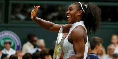 Serena Williams, Wimbledon'da seribaşı