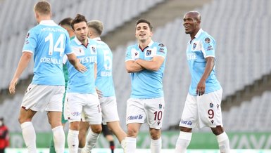 Trabzonspor keep fairy tale alive with 2-0 win