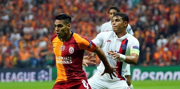 Galatasaray'ın yıldızı Falcao'dan sakatlık açıklaması