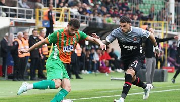 Trabzonspor’da Ümit Akdağ seferberliği!