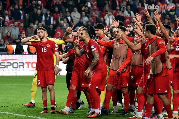 Bülent Timurlenk Türkiye - Letonya maçını yorumladı