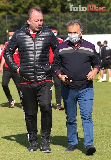 Ahmet Nur Çebi’den transfer açıklaması!