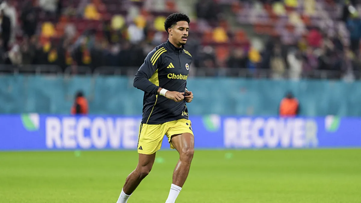 Fenerbahçe'de Jayden Oosterwolde: İddialar asılsız!
