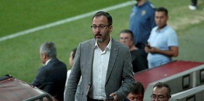 Bakan Kasapoğlu'ndan Filenin Sultanları'na tebrik