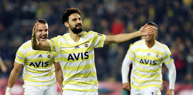 Galatasaray Dan Surpriz Mehmet Ekici Hamlesi Imzalar Her An Atilabilir Son Dakika Galatasaray