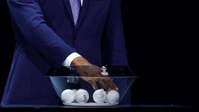 uefa-sampiyonlar-ligi-avrupa-ligi-konferans-ligi-kura-cekimi-ne-zaman-saat-kacta-ceyrek-yari-final-kura-canli-1710485670637.jpeg