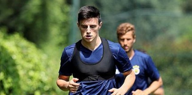 Fenerbahce Nin Hocasi Cocu Dan Elif Elmas A Yakindan Ilgi Son Dakika Fenerbahce Haberleri Fot