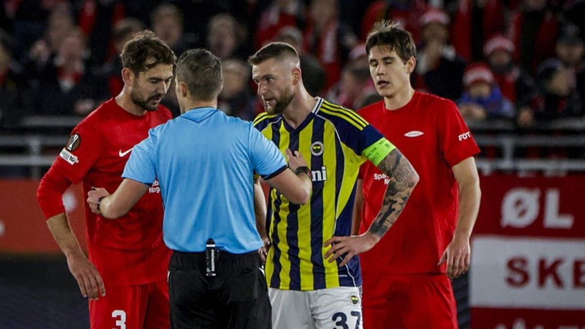 Brann Fenerbahçe karşısında 10 kişi kaldı! İşte o pozisyon