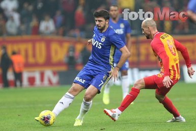 Ozan Tufan sosyal medya yorumlarını okudu! Roberto Carlos ve Pogba...