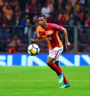 Galatasaray’da sürpriz ayrılık: Fatih Terim onay verdi!