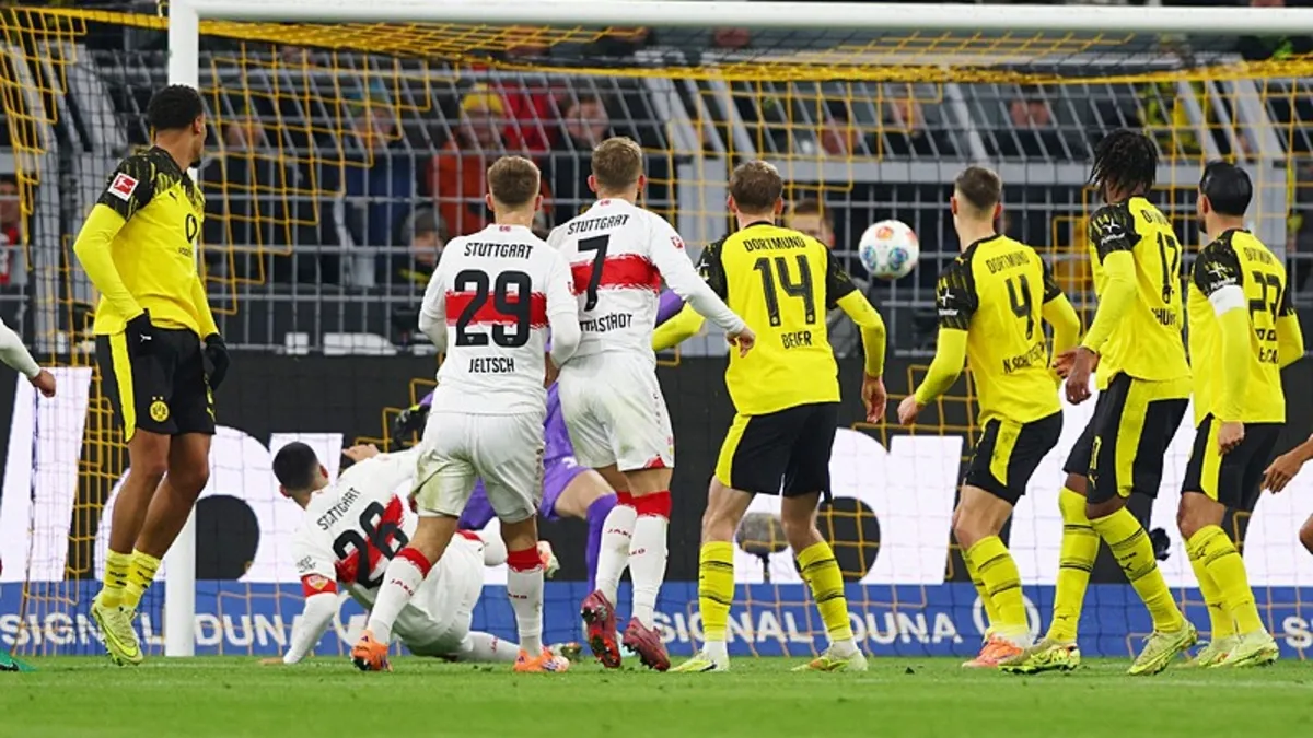 Dortmund ve Stuttgart’tan nefes kesen maçta gol düellosu!