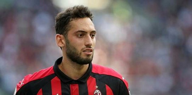 Hakan Çalhanoğlu: Menajerimle birlikte bakacağız