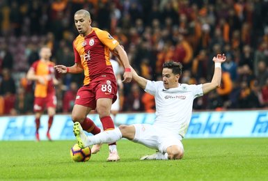 Galatasaraylı yıldız Fenerbahçe’ye taktik önerdi!
