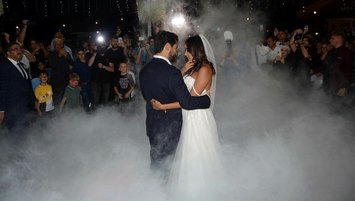 İlkay Gündoğan memleketi Balıkesir'de evlendi