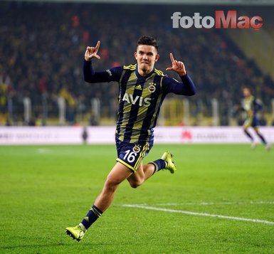 Fenerbahçe’de Ferdi Kadıoğlu sosyal medyayı salladı!