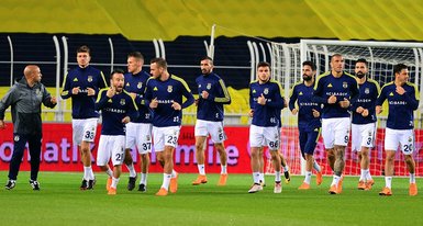 Fenerbahçe’de yaprak dökümü! 8 futbolcu ayrılıyor...