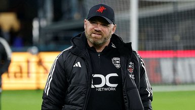 Wayne Rooney İngiltere'ye geri dönüyor!