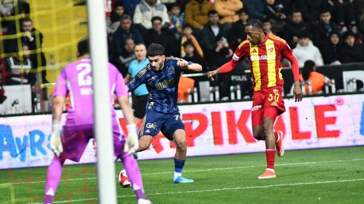 Kayserispor taraftarından Bilal Bayazit tepkisi: Elin uzamıyor, dilin durmuyor!