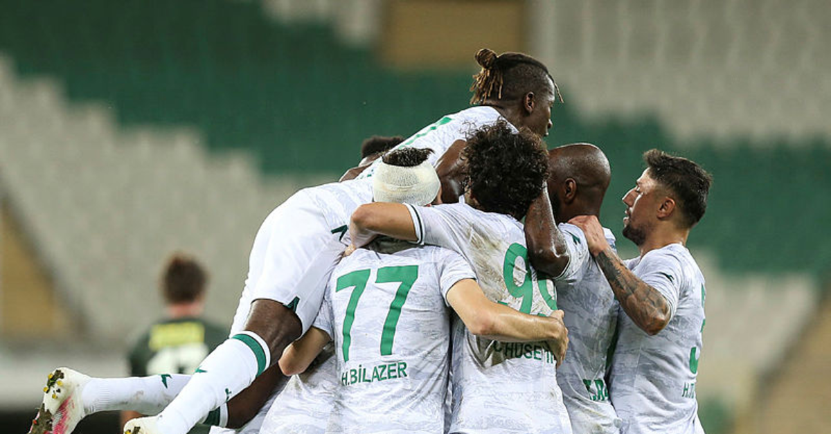 Bursaspor 1 2 Giresunspor Mac Sonucu Son Dakika Tff 1 Lig Haberleri Fotomac