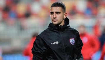 Altınordu'da kaleci Mert'in ilk heyecanı!