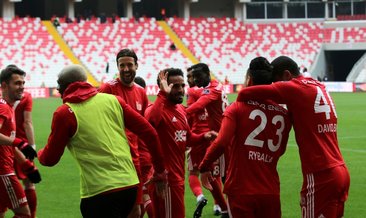 Sivasspor evinde Göztepe'yi 2 golle geçti! | MAÇ SONUCU | ÖZET