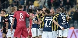 Alper'in hocası Kuyt