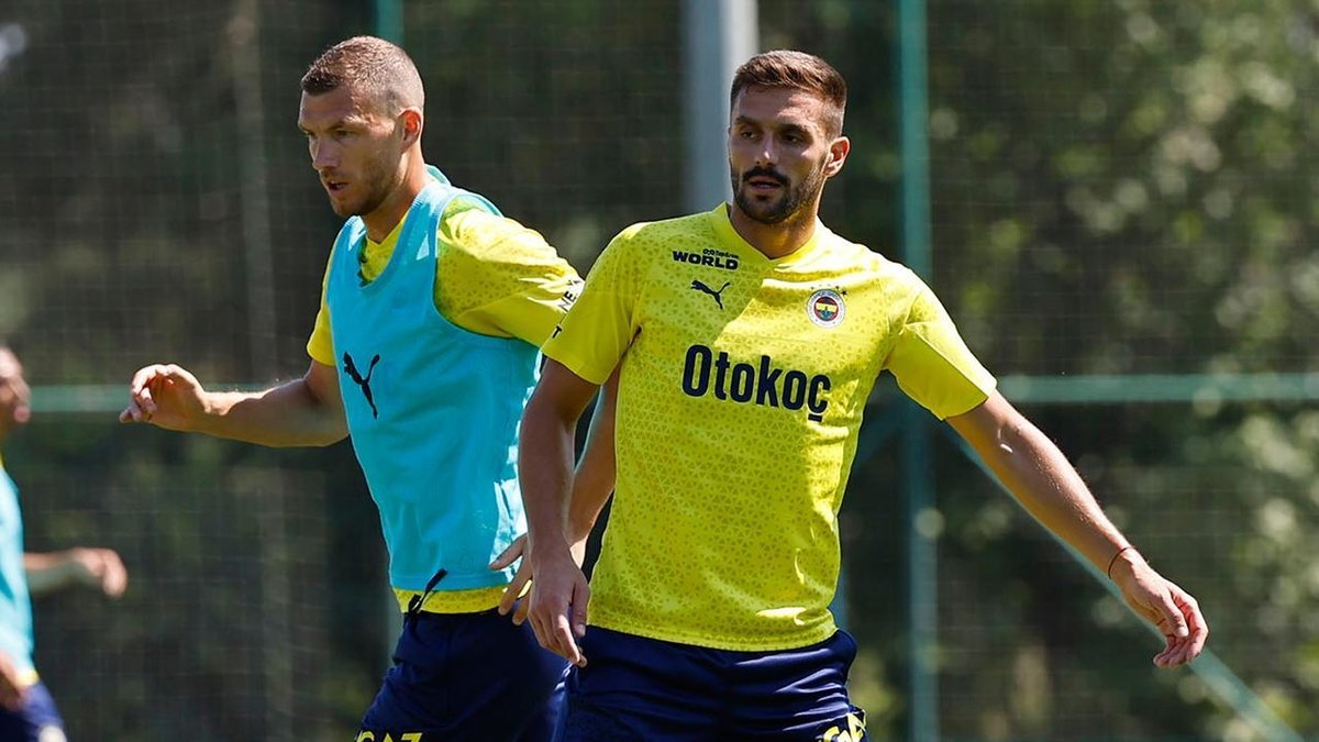 Fenerbahçe'den Ayrılan Tadic, Dzeko'nun Son Maça Çıkmama Sebebini Açıkladı: 'Bana Söylediği Şey Şok Etti!'