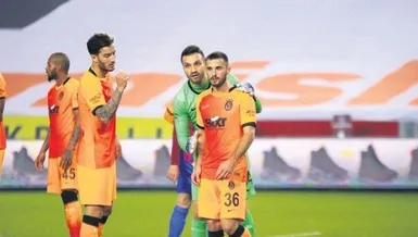 Galatasaray'ın defansı geçilmiyor