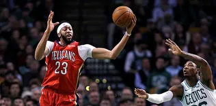 Anthony Davis bu kez 45 attı
