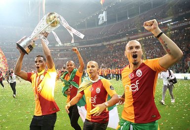 Galatasaray’da futbolcuların konuşmaları şok etti! Fatih Terim’e büyük isyan...